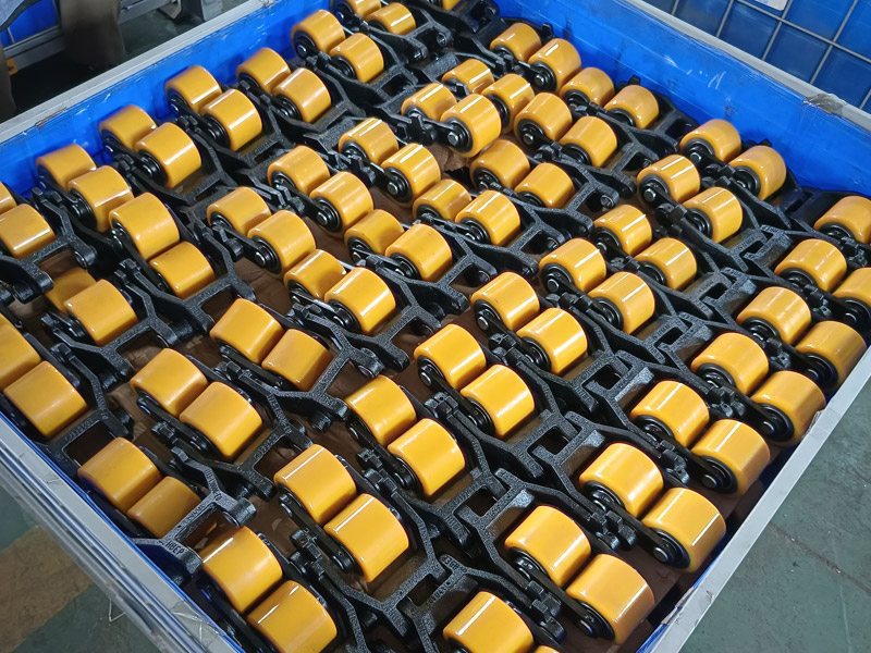 托盘搬运车聚氨酯轮的使用寿命是多久
