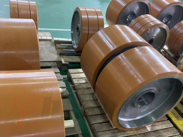 重载聚氨酯铁芯包胶轮